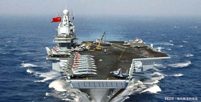中国购买4艘航母为何只有瓦良格号被成功改造？