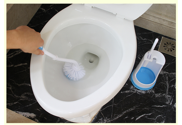 卫生间的清洁要按照步骤走才能避免重复清洁的麻烦