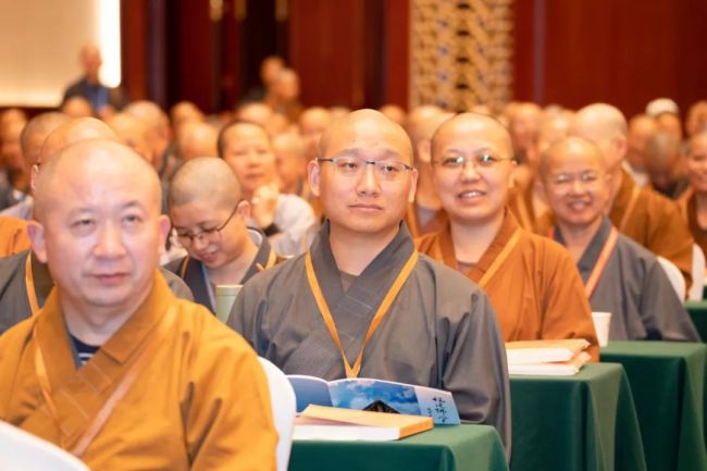 从丛林学院化、学院丛林化看佛教教育的实质与意义