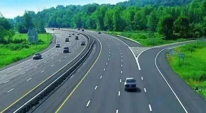 智慧充电 国内第一条“超高速”公路6月底建成通车