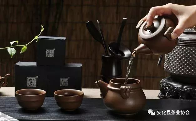 儒道佛教与中国茶道：三教合一的茶文化内涵
