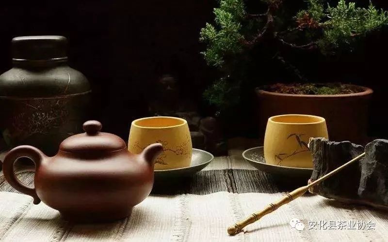 儒道佛教与中国茶道：三教合一的茶文化内涵